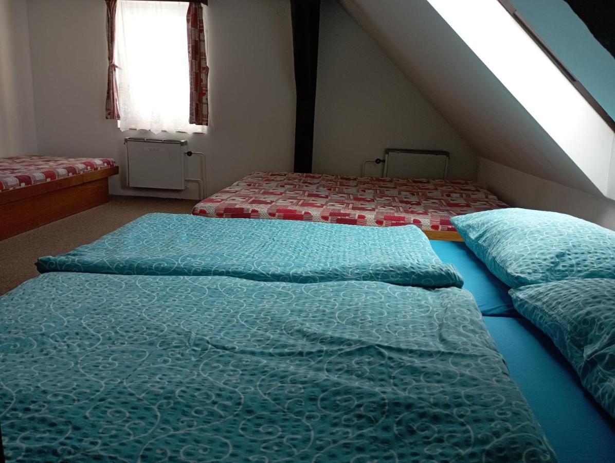 Penzion Hranicar Лоучна-под-Клиновцем Экстерьер фото